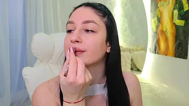 moniqque online show from 02.03.26