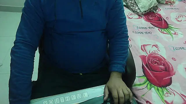 Snapshot of rentarob chatting on 02.17.25 rentarob online show from 02.17.25