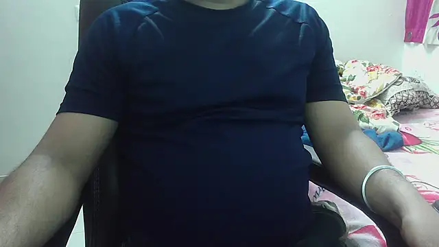 Snapshot of rentarob chatting on 02.22.25 rentarob online show from 02.22.25