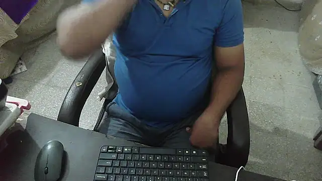 Snapshot of rentarob chatting on 10.09.25 rentarob online show from 10.09.25