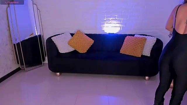 BiancaPierce online show from 09.15.25