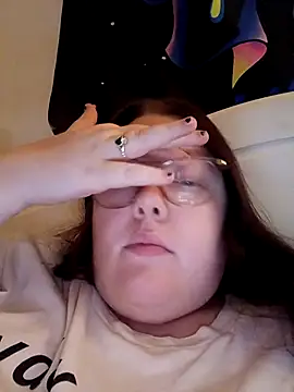 Sexycurvyemilyy online show from 11.25.25