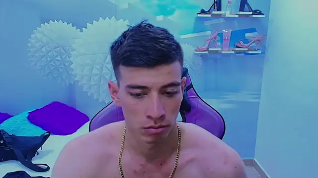 Snapshot of DEIBY_BABY chatting on 11.16.25 DEIBY BABY online show from 11.16.25