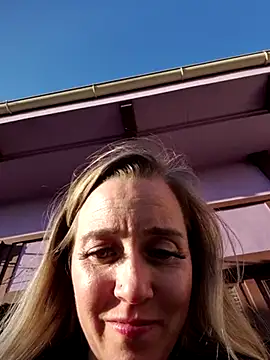 SkyelarSommer online show from 02.20.25