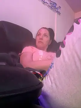 DominiqueX0 online show from 01.11.25