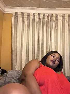 Snapshot of KnockoutBestie chatting on 05.27.26 KnockoutBestie online show from 05.27.26