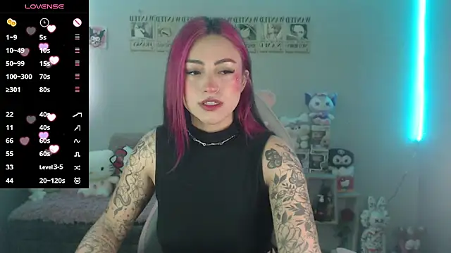 Snapshot of abbie_stone chatting on 11.27.25 abbie stone online show from 11.27.25