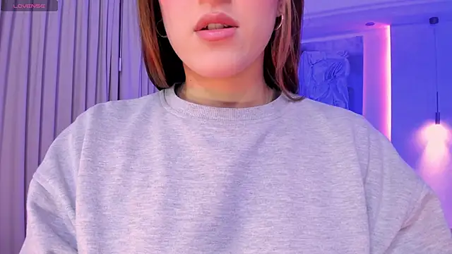 Snapshot of nathalie_rivers chatting on 02.03.26 nathalie rivers online show from 02.03.26