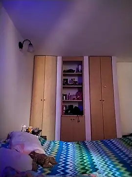 LissaThompsom online show from 09.16.25