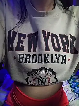 LissaThompsom online show from 01.05.26