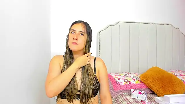 Hanna86 online show from 02.22.25