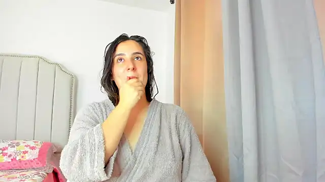 Hanna86 online show from 02.15.26