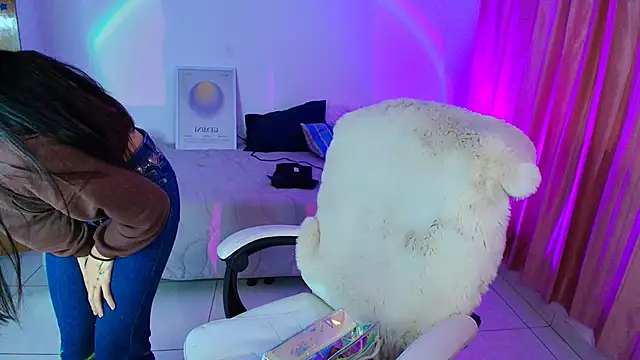 AmyOlimpo online show from 02.25.26