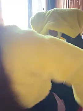 LaPetitechienne1 online show from 01.20.25