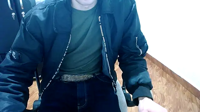 Snapshot of SexAegons chatting on 02.18.25 SexAegons online show from 02.18.25