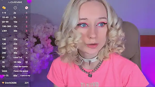 Katia Kim online show from 12.17.25