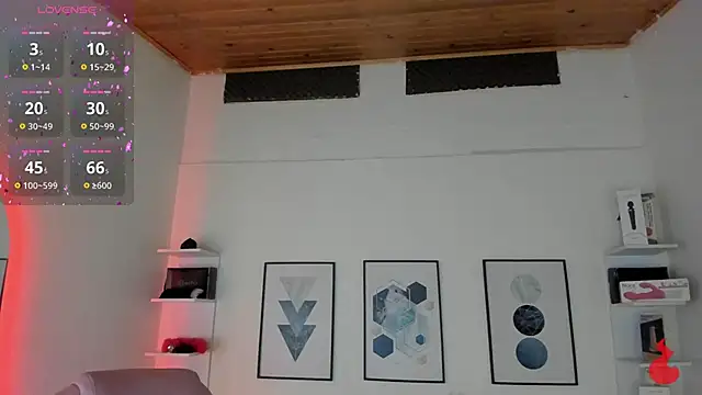 cristal  hot 1 online show from 03.22.25