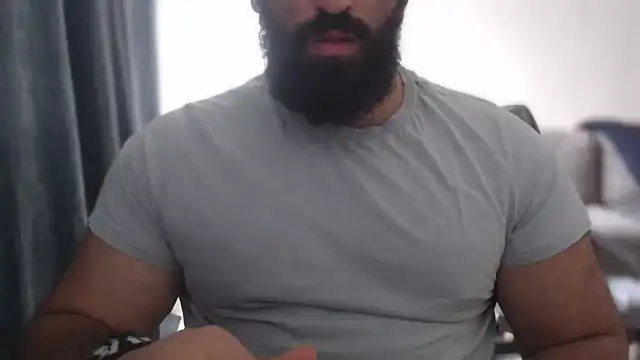 hugemachohandsome online show from 10.02.25