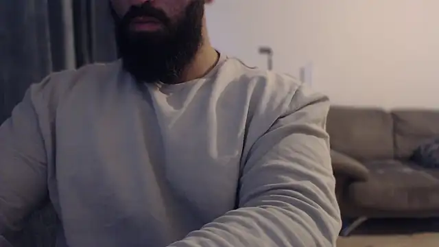 hugemachohandsome online show from 10.26.25