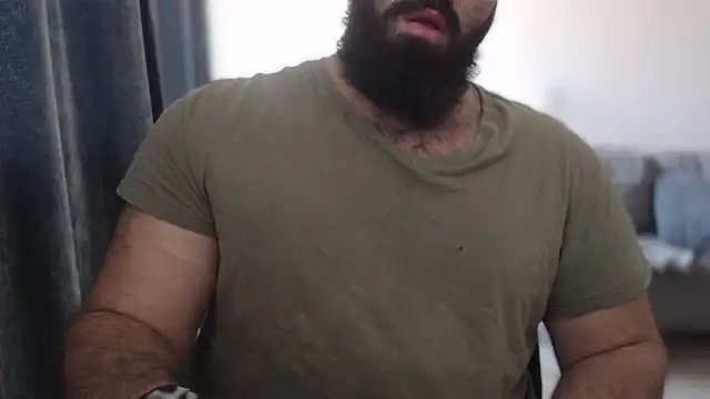 hugemachohandsome online show from 11.03.25