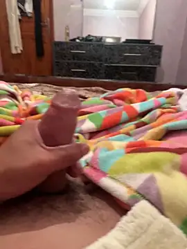 Snapshot of Son_fuck chatting on 10.30.25 Son fuck online show from 10.30.25