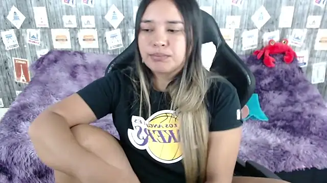 SaraCrow online show from 01.25.25