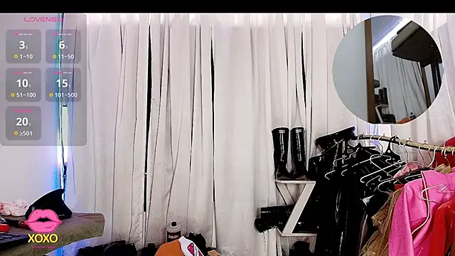 LatexDevil Blondie online show from 04.23.26