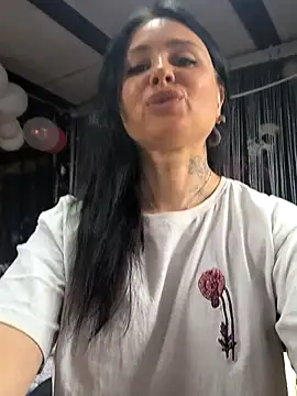 KikiXRed online show from 03.20.26