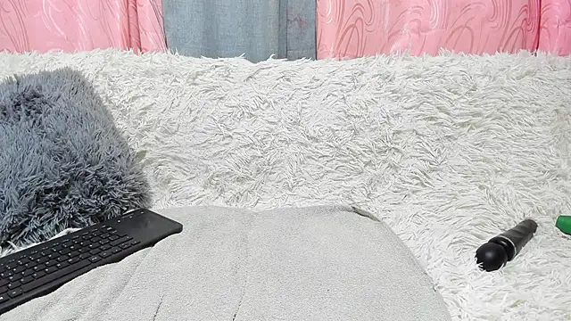 Snapshot of iisabella_gonzalez chatting on 03.05.25 iisabella gonzalez online show from 03.05.25