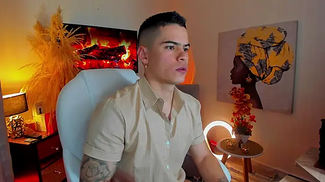 Snapshot of Matias_Murrier chatting on 02.08.25 Matias Murrier online show from 02.08.25