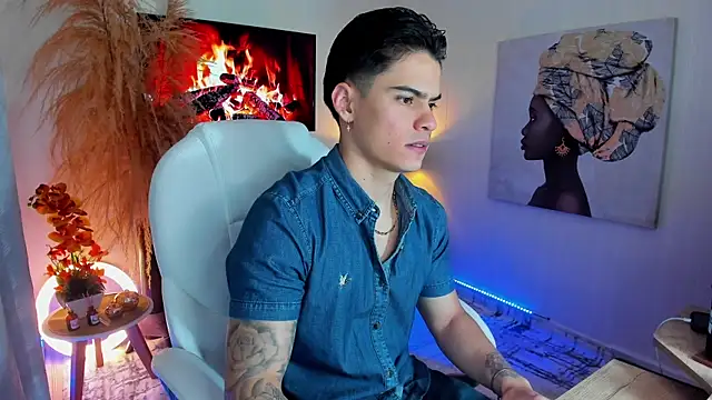 Snapshot of Matias_Murrier chatting on 10.08.25 Matias Murrier online show from 10.08.25