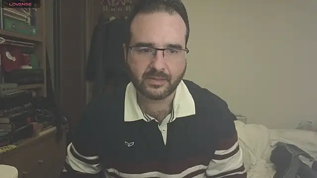 curiosillo83 online show from 03.12.25