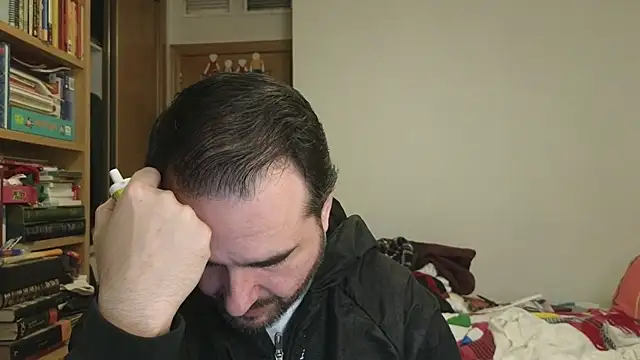 curiosillo83 online show from 03.08.26