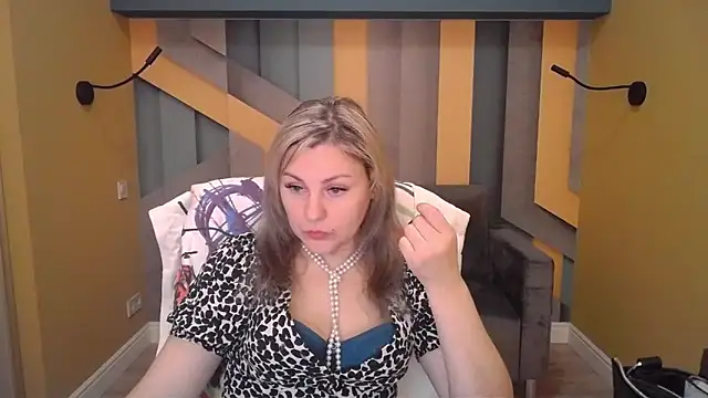 Candy Long online show from 12.01.25