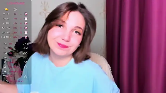 KindHazelHere  online show from 03.10.25