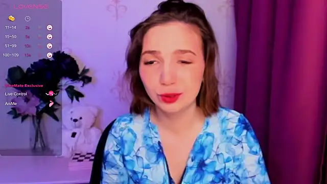 Snapshot of KindHazelHere_ chatting on 01.15.26 KindHazelHere online show from 01.15.26