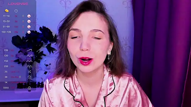 Snapshot of KindHazelHere_ chatting on 02.08.26 KindHazelHere online show from 02.08.26