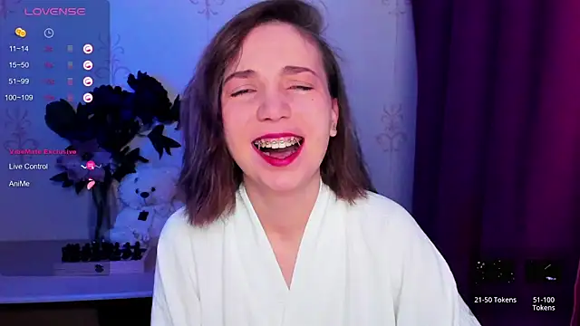 Snapshot of KindHazelHere_ chatting on 02.15.26 KindHazelHere online show from 02.15.26