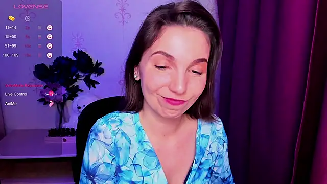 Snapshot of KindHazelHere_ chatting on 02.19.26 KindHazelHere online show from 02.19.26