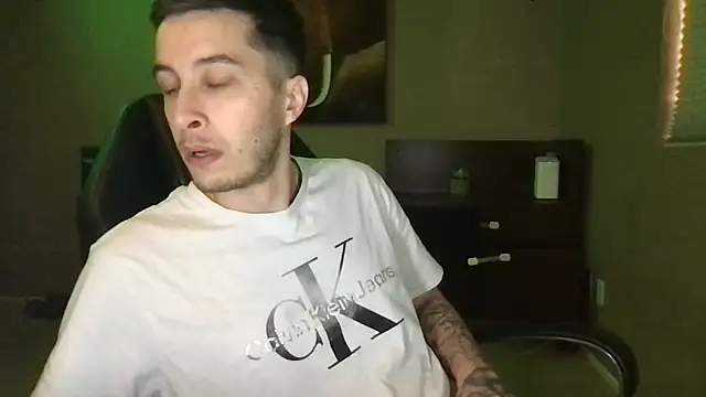 Snapshot of Bwcjoshbanks chatting on 06.28.26 Bwcjoshbanks online show from 06.28.26