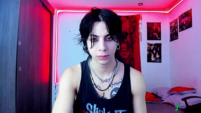 dussk  online show from 12.31.24