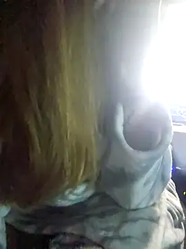 Crazylilredhead69 online show from 02.15.25