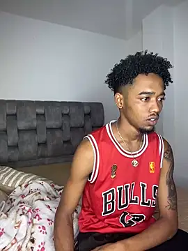 Snapshot of matatanlove chatting on 01.15.25 matatanlove online show from 01.15.25