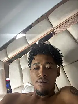 Snapshot of matatanlove chatting on 02.01.25 matatanlove online show from 02.01.25