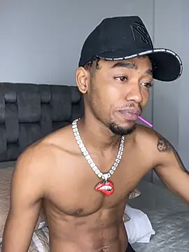 Snapshot of matatanlove chatting on 02.08.25 matatanlove online show from 02.08.25