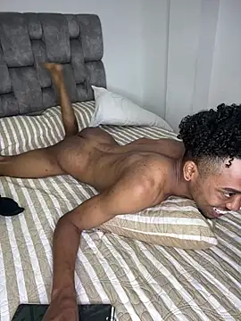 Snapshot of matatanlove chatting on 02.21.25 matatanlove online show from 02.21.25