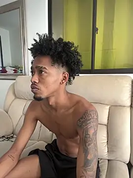 Snapshot of matatanlove chatting on 09.10.25 matatanlove online show from 09.10.25