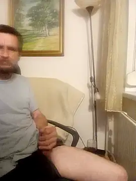 Aliaspitmen83 online show from 07.21.26
