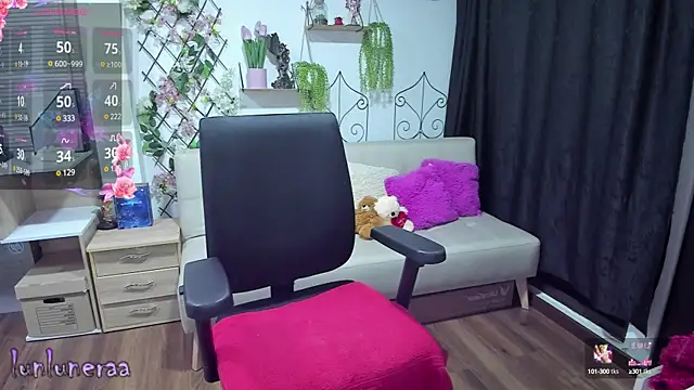 Lunlunera online show from 01.11.25