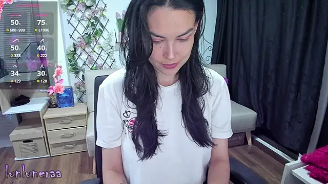 Lunlunera online show from 01.13.25